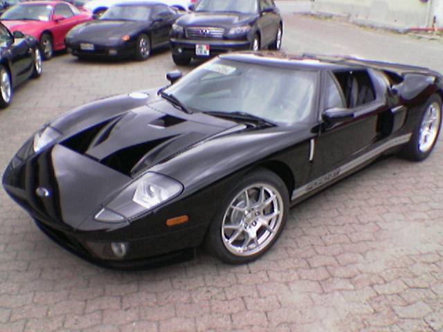 2006-FORD-GT-02.jpg